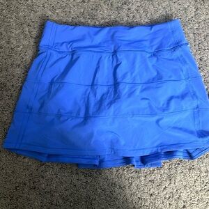 Lululemon skirt 🤍